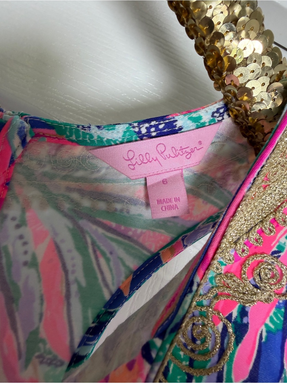 Lilly Pulitzer Carlotta stretch shift dress in Gypset Paradise with gold trim - Picture 3 of 4